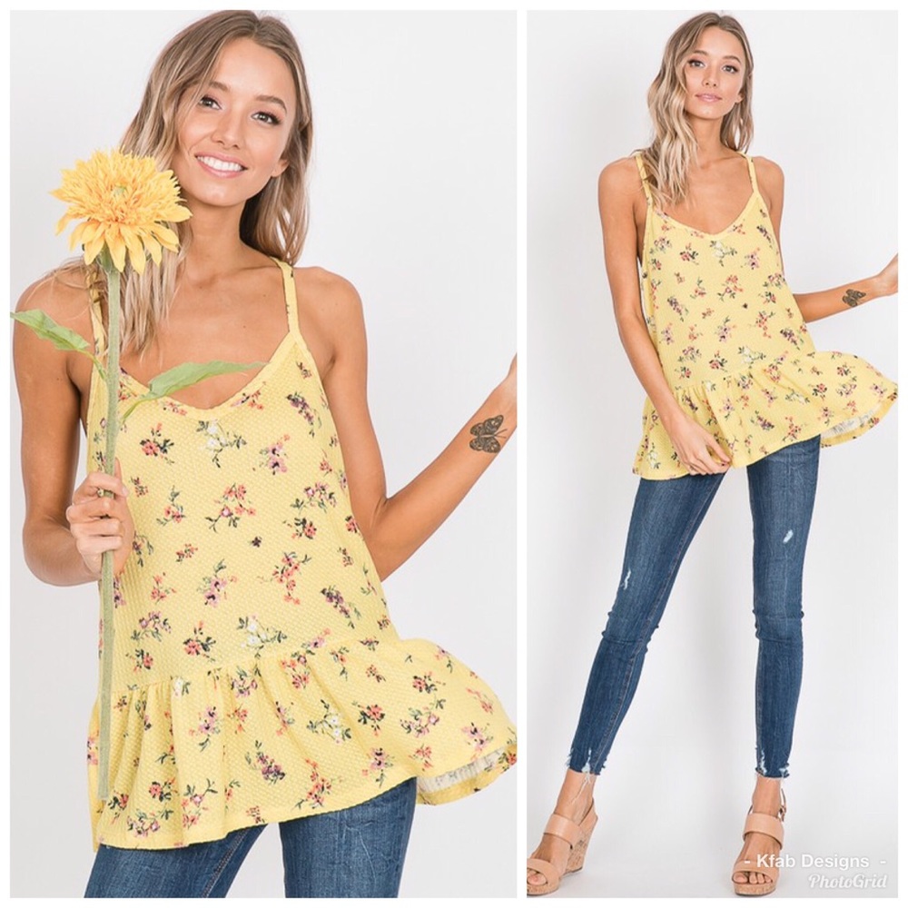 ❤️LAST 1! Waffle Knit Ruffle Floral Tank! - Picture 2 of 4